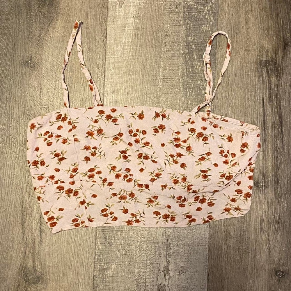 American Eagle Outfitters Cream Sleeveless Camisole Crop Top